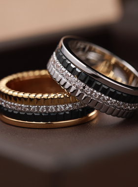 高版黑白陶瓷戒指拼色多层镀18k金齿轮镶钻对戒转运情侣男女指环