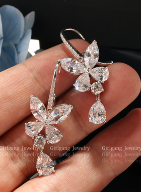 纯银十字链女蝴蝶造型项链