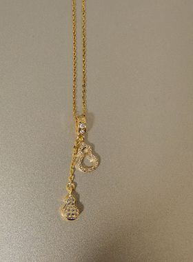 项链女爆款日韩新款轻奢感小众简约复古时尚宝葫芦钛钢配饰锁骨链