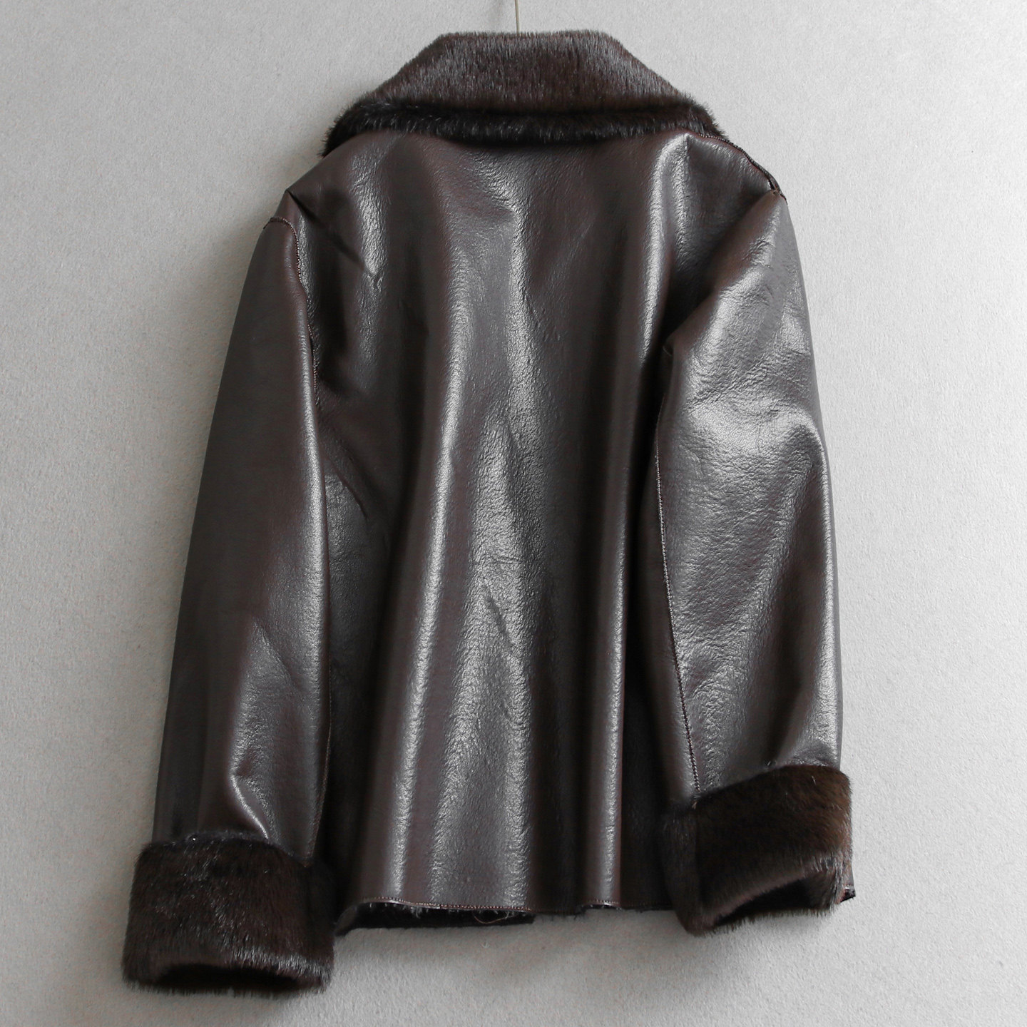 「正反双面穿」纯色皮毛一体加厚宽松夹克长袖保暖女皮衣外套Q164,淘宝优惠券,粉丝福利购,淘宝优惠卷