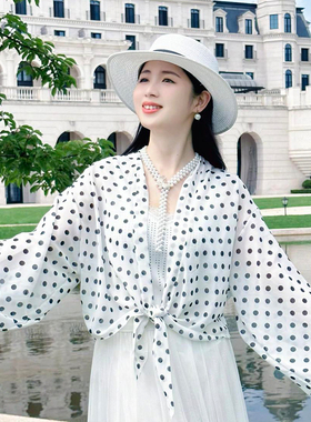 冰丝凉感防晒披肩女外搭2025新款旅游拍照时尚洋气夏季薄款开衫女