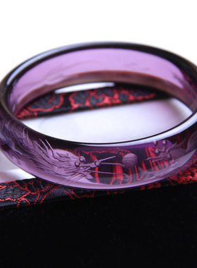 晶韵内雕龙凤刻面手镯