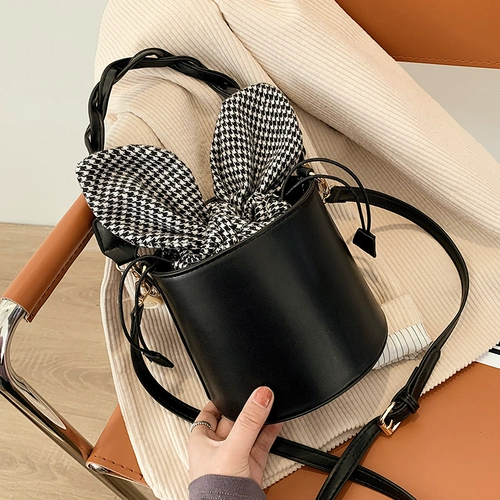 Сумка через плечо с бантиком, модная сумка на одно плечо, изысканный стиль, коллекция 2022, популярно в интернете