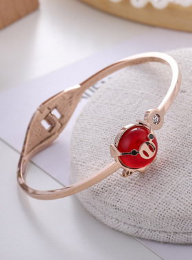 生肖猪粉红色小猪钛钢玫瑰金手镯