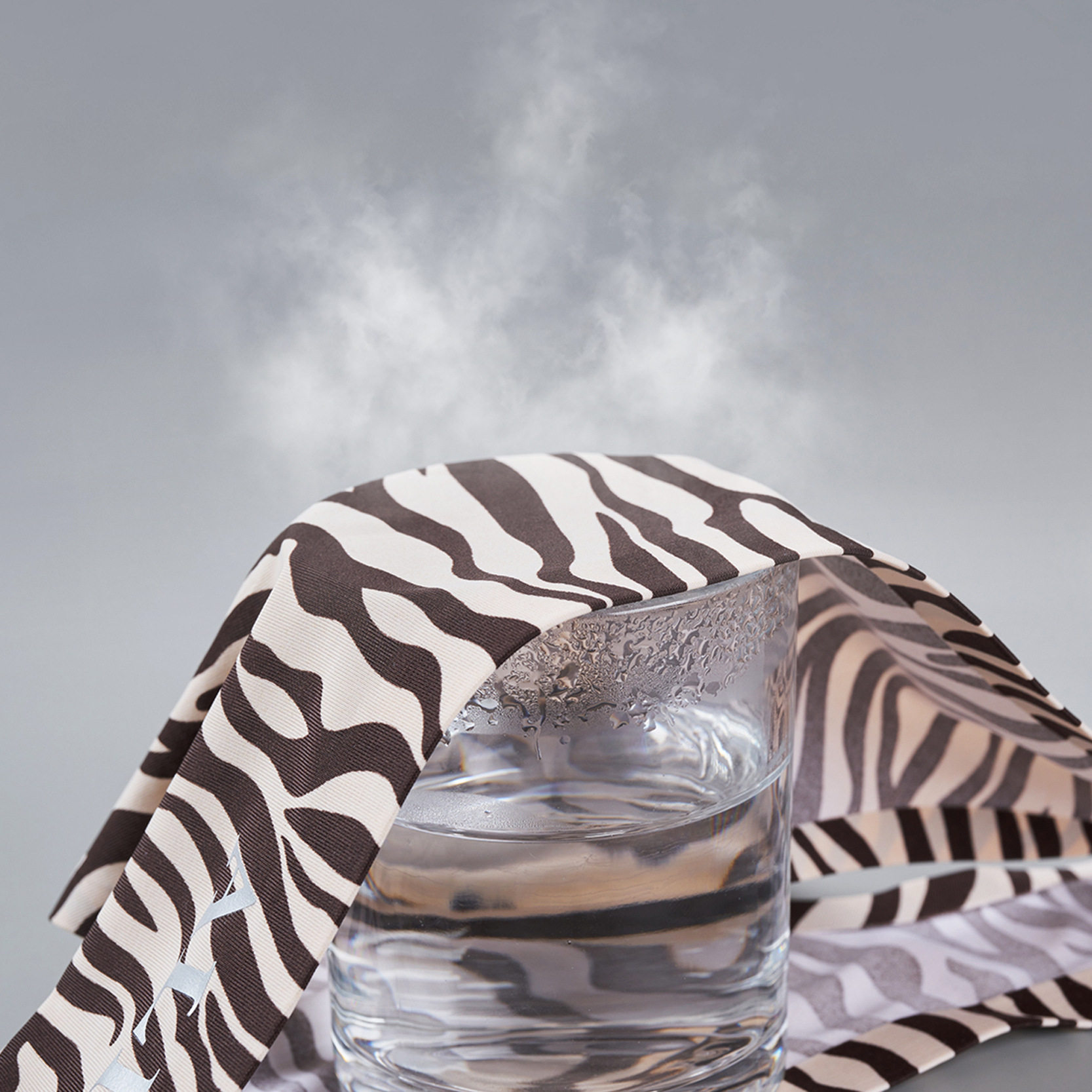 男士性感豹纹冰丝丁字裤低腰轻薄无痕内裤夏透气单层凸囊运动T裤,淘宝优惠券,粉丝福利购,淘宝优惠卷