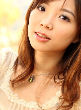 钨金闪亮贝壳吊坠项链送女友