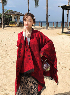 新疆旅游红色为披肩保暖加厚款民族风印花围巾女沙滩度假斗篷外搭