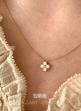 安眠曲日式欧泊四叶草项链
