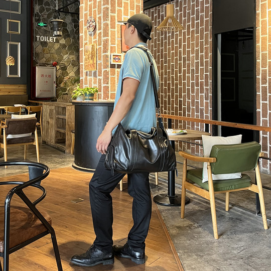 Large capacity first layer cowhide travel bag