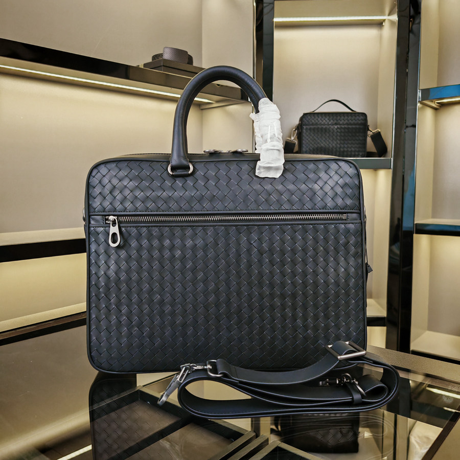 New woven business style large capacity crossbody handbag