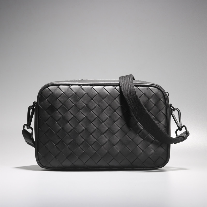 2021新款潮牌单肩小巧男真皮斜挎包 力豪男士包袋