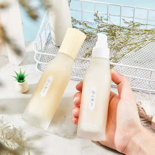 Story and Her Prickly Pear Age-Resistant Skin Care Solid Moisturizing and Moisturizing 120g Brightening Skin Care Products