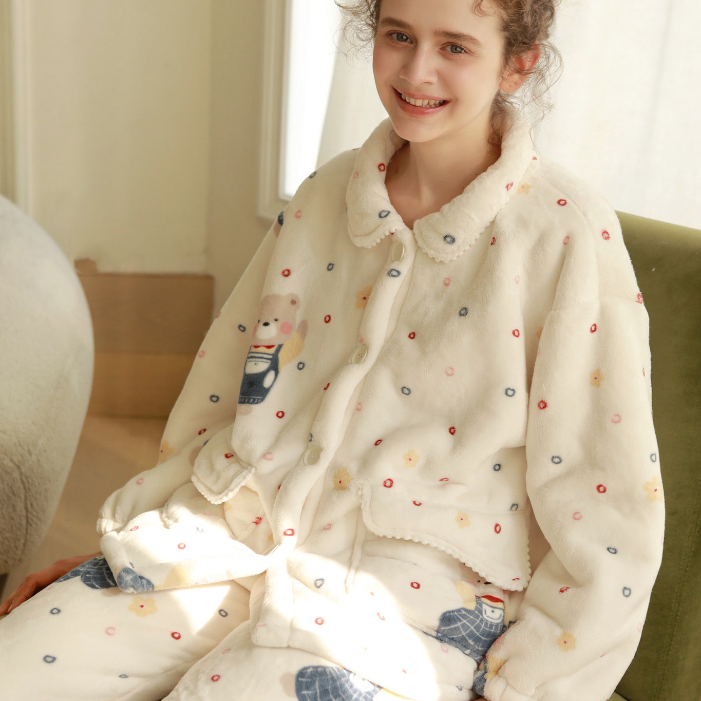 初冬加厚保暖牛奶羊羔绒女士卡通睡衣多色印花复合绒居家甜美套装,淘宝优惠券,粉丝福利购,淘宝优惠卷