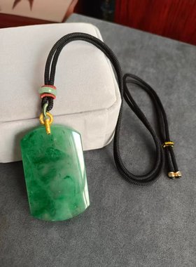 绿色翠玉平安牌