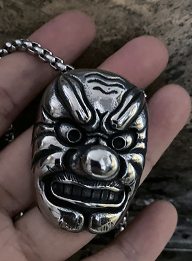 天狗面具日式鬼怪夸张锁骨链钛钢