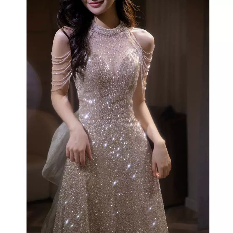 Evening dress, light luxury, niche high-end halter neck, elegant lady's art test, silver sequined toast dress, bride's high