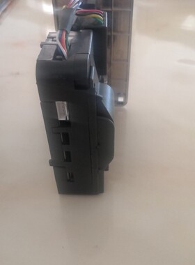 黑皮钛一元五角售水机专用智能投币器支持两种硬币