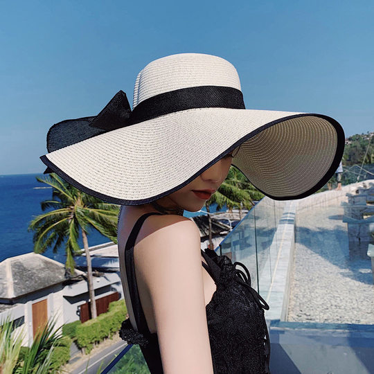 Foldable natural material large brim with wind cord