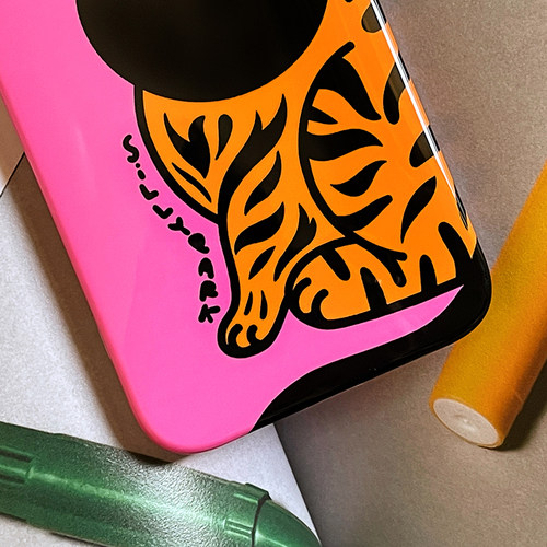 SillyPark原创设计适用于iPhone14手机壳IMD亮面精孔软壳粉色虎猫 - 图1