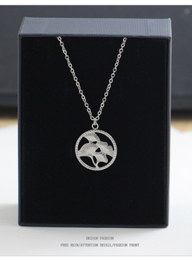 批 发水洗不掉色银杏叶圆环项链女锁骨链颈链女吊坠女生简约配饰