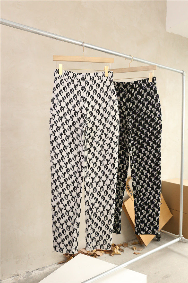 秋冬季 We11WD女款高端羊毛羊绒字母满印提花针织休闲裤长裤,淘宝优惠券,粉丝福利购,淘宝优惠卷