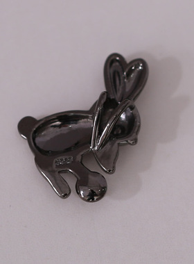 s925纯银2023年新款兔耳朵吊坠