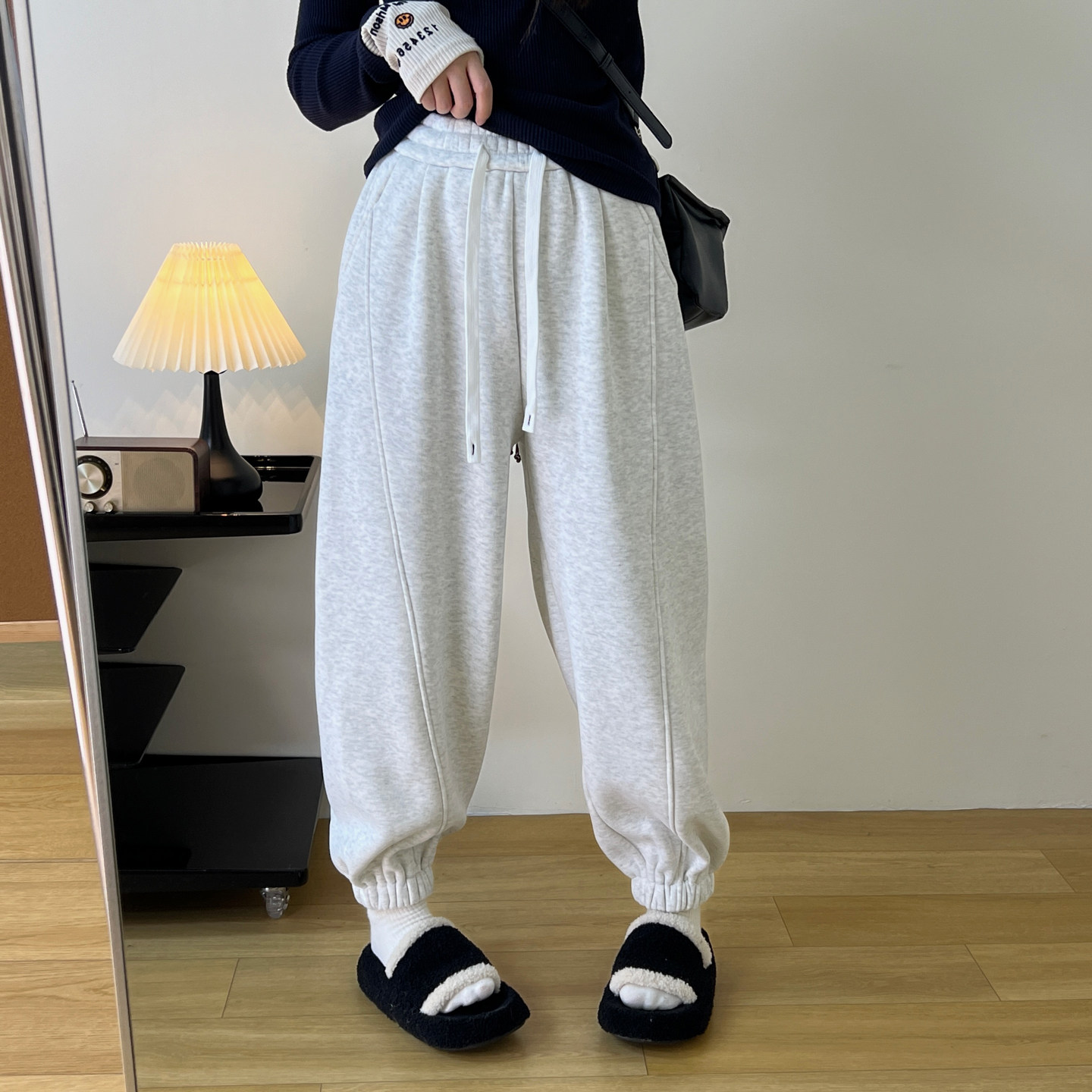 抽绳束脚哈伦裤子女冬季休闲慵懒松紧腰宽松百搭加绒加厚灯笼卫裤,淘宝优惠券,粉丝福利购,淘宝优惠卷