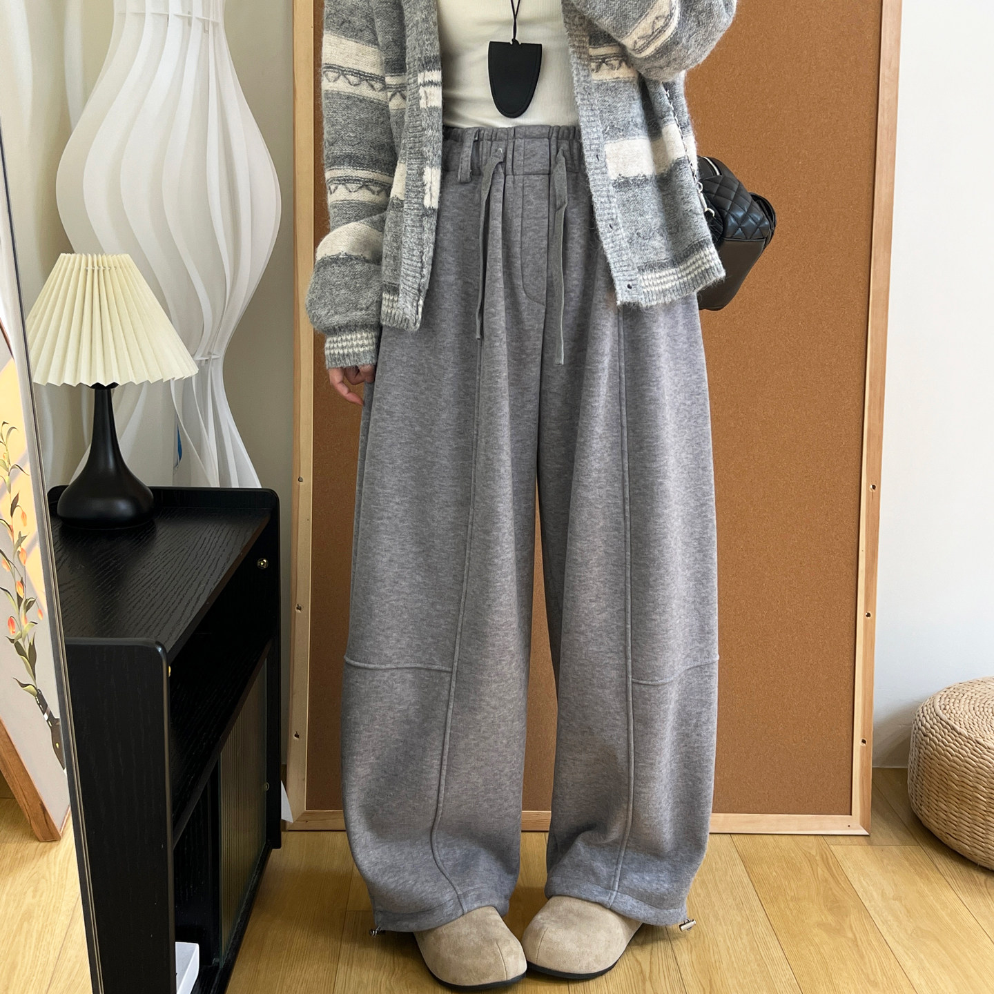 糯米香蕉裤女冬季加绒慵懒简约纯色高腰阔腿束脚两穿休闲镰弯刀裤,淘宝优惠券,粉丝福利购,淘宝优惠卷