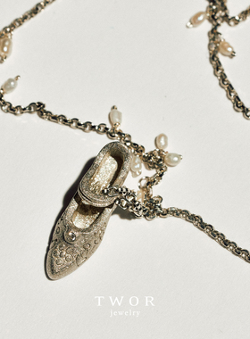 TWOR缇坞复古珍珠高跟鞋锁骨链女