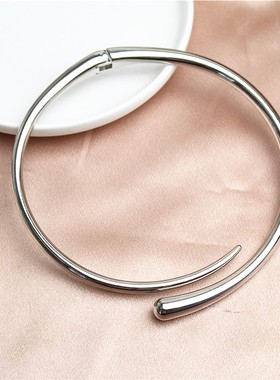 欧美跨境个性抱抱弹簧开口项圈
