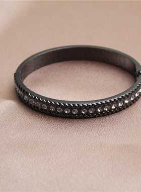 欧美女金属镶水钻弹簧卡扣手镯