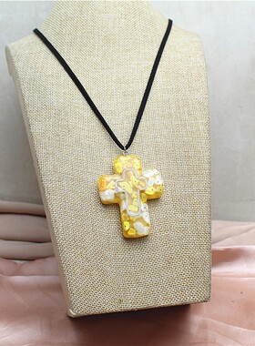 滴胶碎石皮绳女十字架项链毛衣链