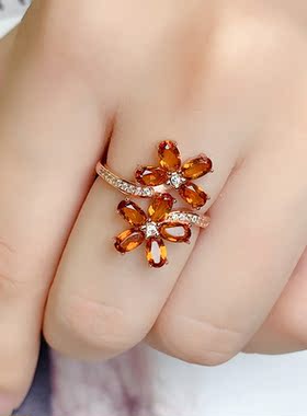 纯银镶嵌芬达色黄水晶戒指