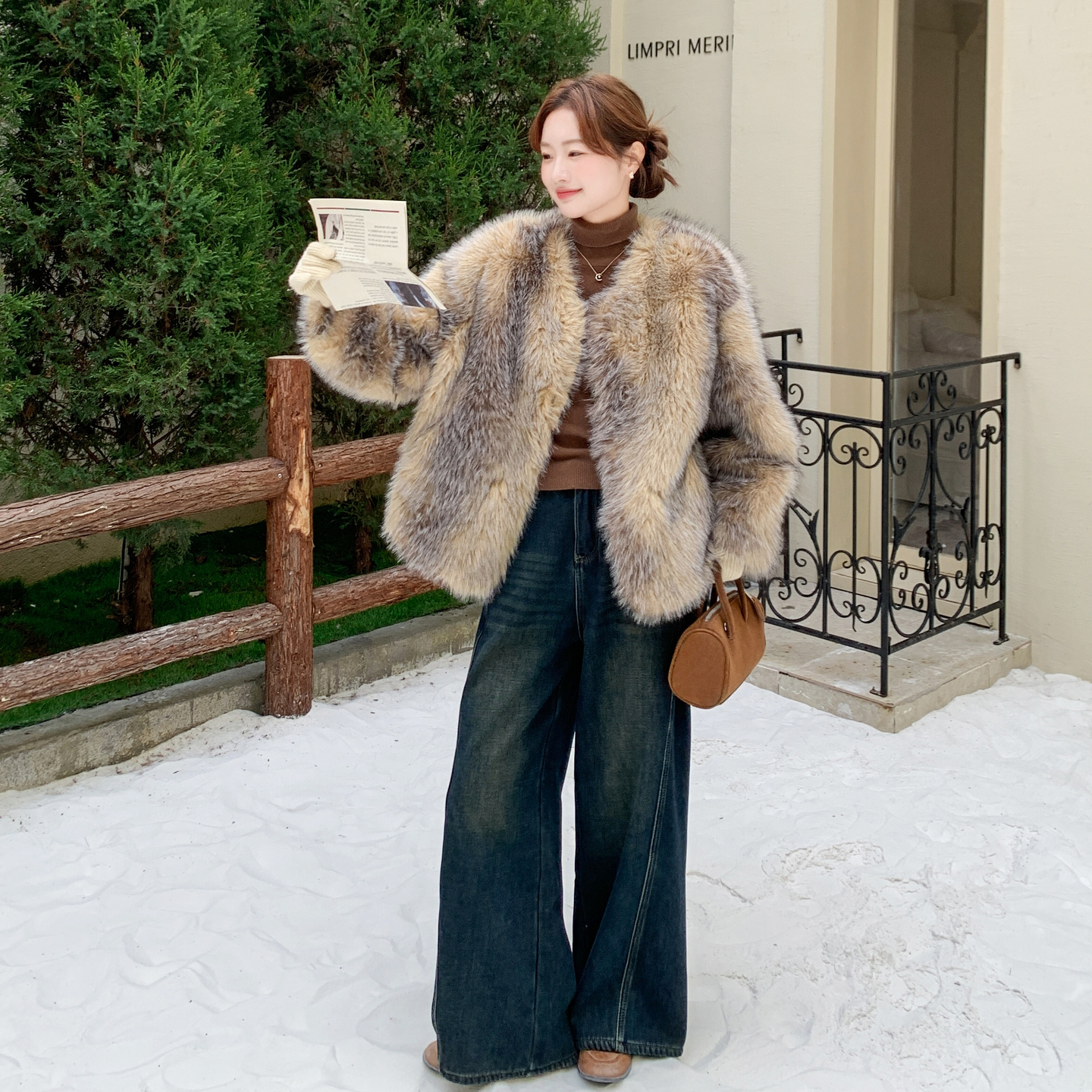 【新款首发】气质重工挑染环保皮草短外套 2579-P255-K388 - 图2