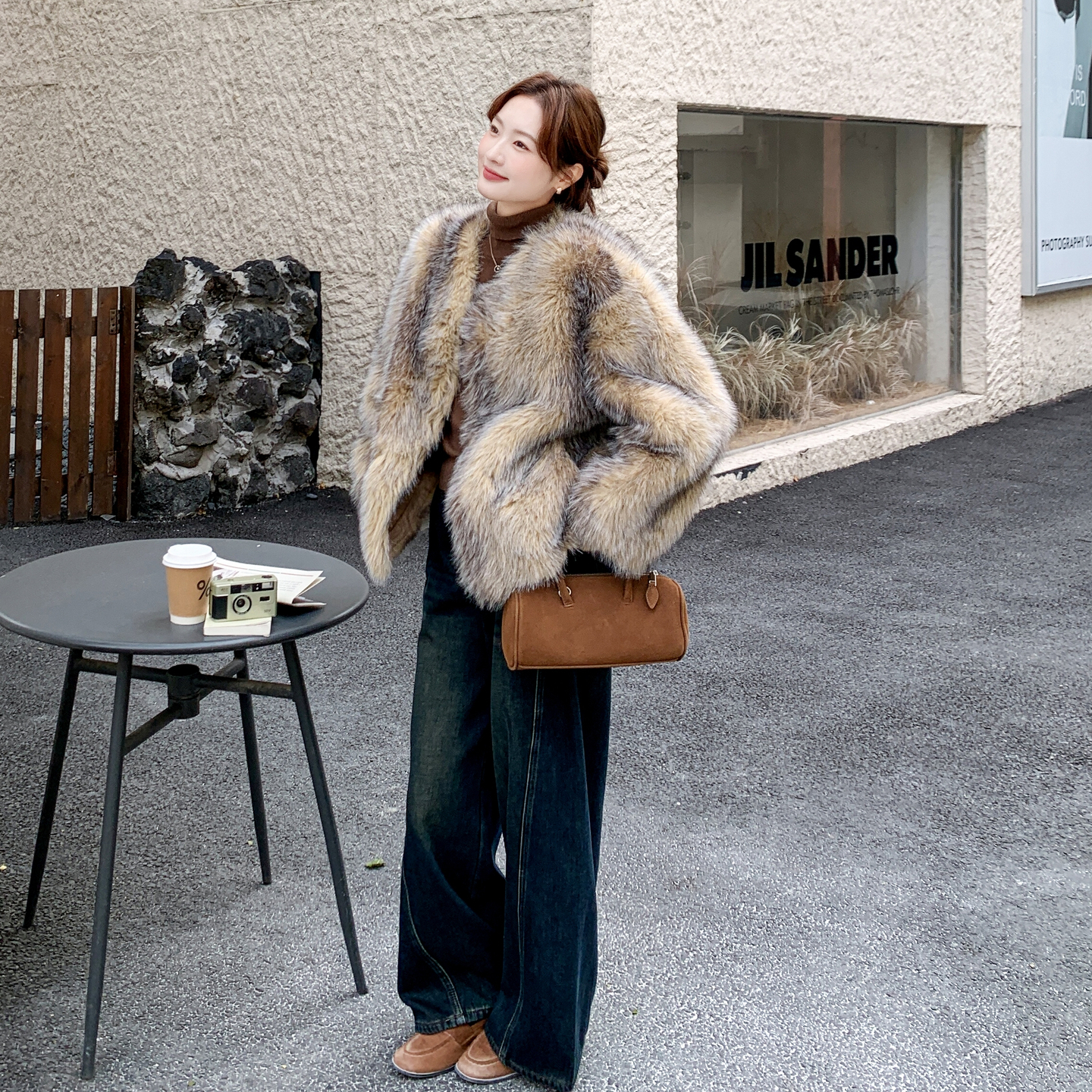 【新款首发】气质重工挑染环保皮草短外套 2579-P255-K388 - 图0