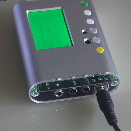 Radio por Internet con fuente de audio HiFi TUNERSYS