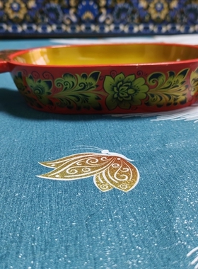 俄罗斯民族特色凤尾花红色漆器水果盘长日30厘米宽15厘米高5厘米