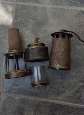 英固古董矿井油灯〈十六世纪产〉