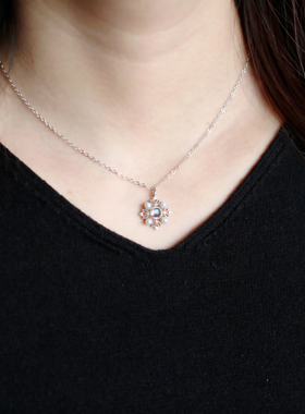 蓝光斯里兰卡轻奢闺蜜生日吊坠