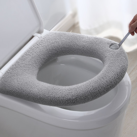 Household toilet seat cushion, universal toilet cushion for all seasons, winter enlarged toilet cushion, thickened toilet seat cover with handle