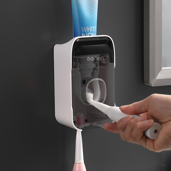 Automatic toothpaste squeezer toothbrush holder welfare artifact for lazy people