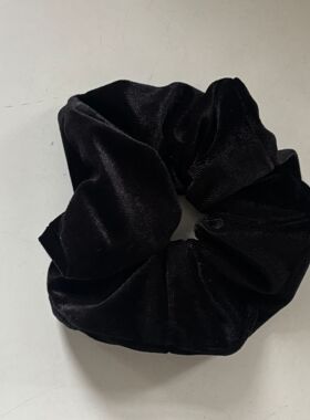 韩国博主同款黑色丝绒大肠发圈