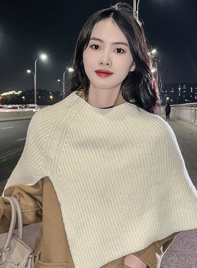 披肩女秋冬季纯色羊毛加厚保暖短款圆领开叉外搭针织围脖防寒斗篷