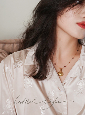 荒野鹰复古天然石榴石贝壳女项链