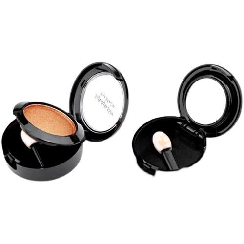 Небо голубые тени для век, выделите белую монохромную детскую сцену