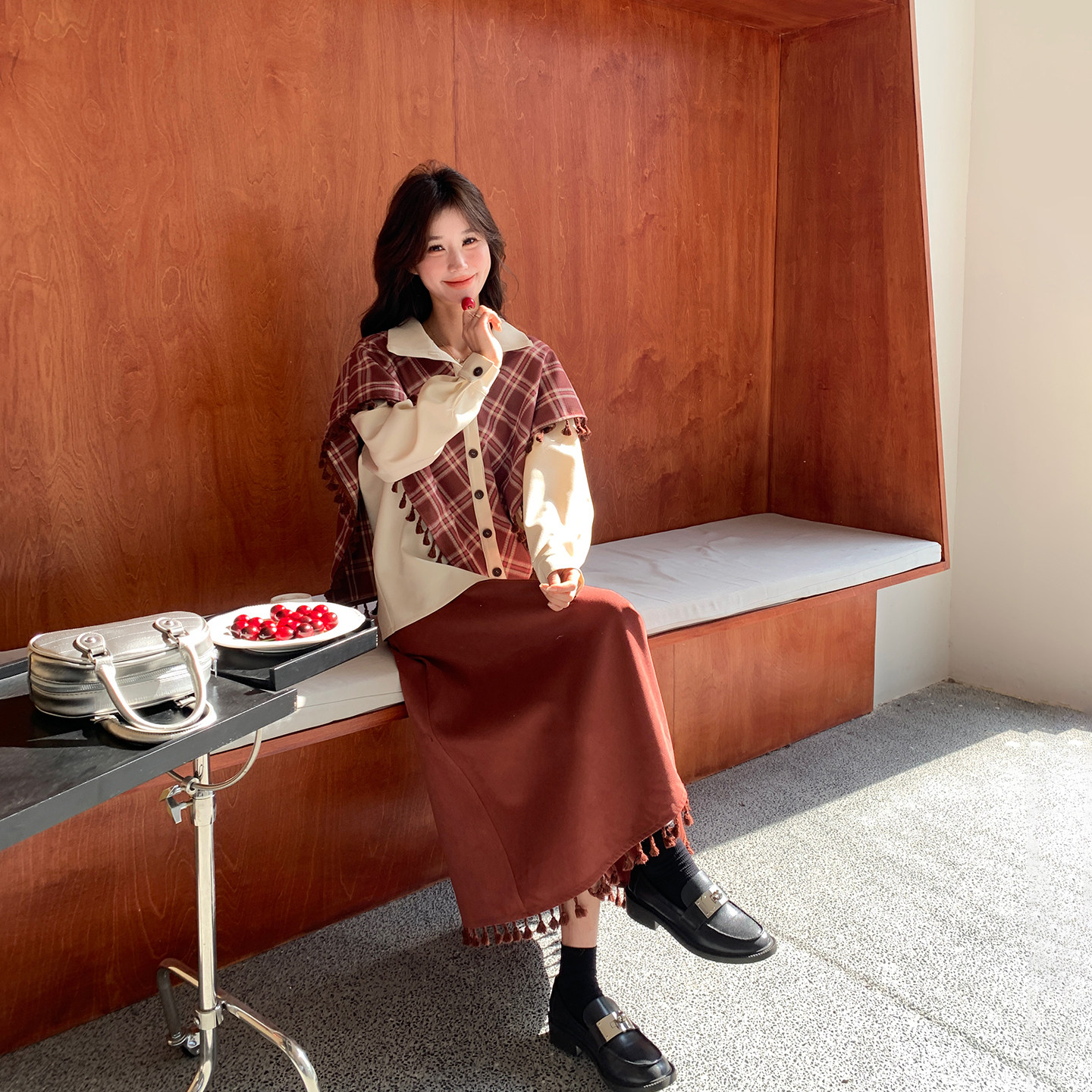 甜美气质格纹披肩斗篷衬衫套装女春季2026新款一整套半身裙两件套,淘宝优惠券,粉丝福利购,淘宝优惠卷