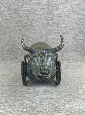 仿古青铜器摆件牛尊四轮牛车