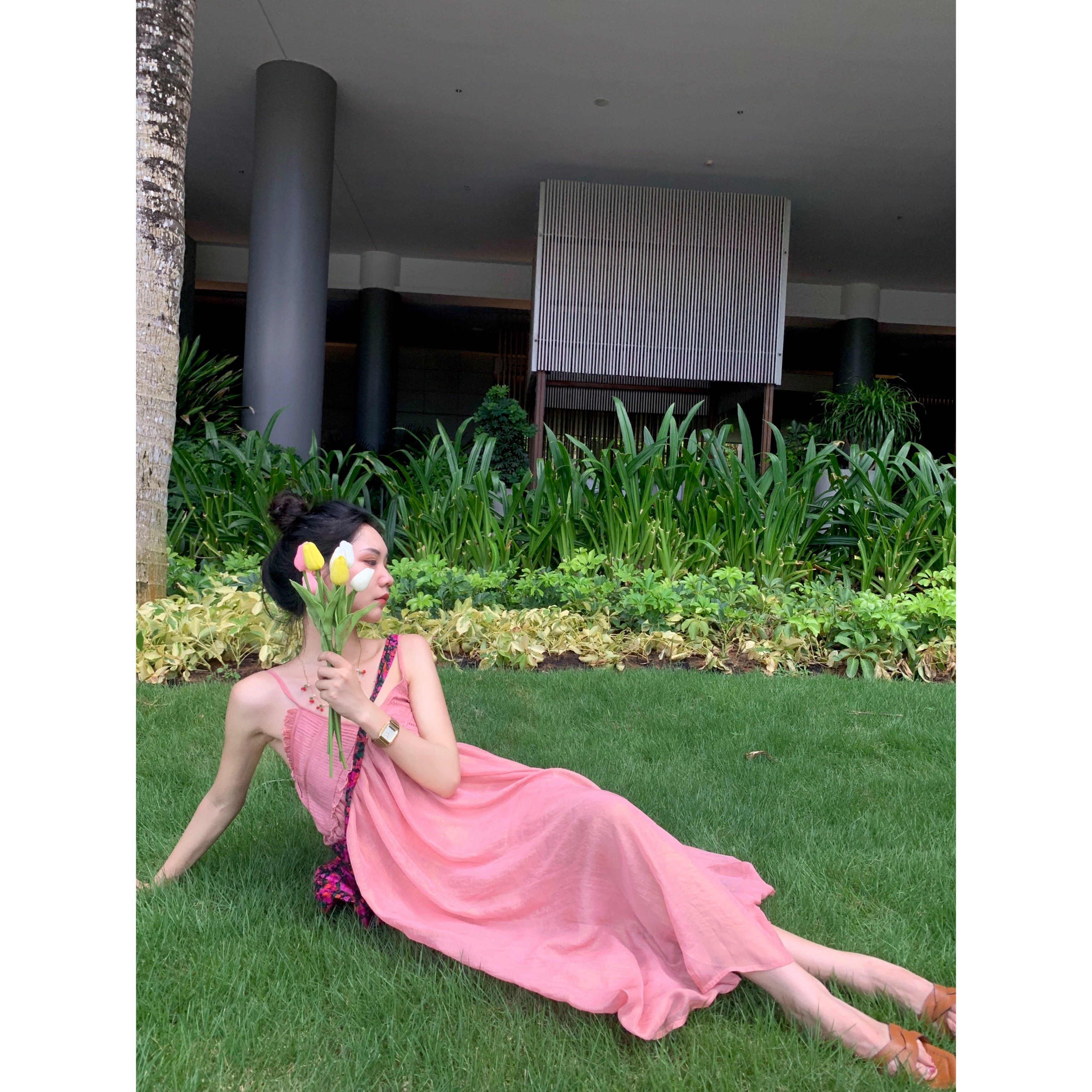 （吴大笑）自制波光粼粼金灿灿粉色吊带长裙女春夏海边度假连衣裙,淘宝优惠券,粉丝福利购,淘宝优惠卷