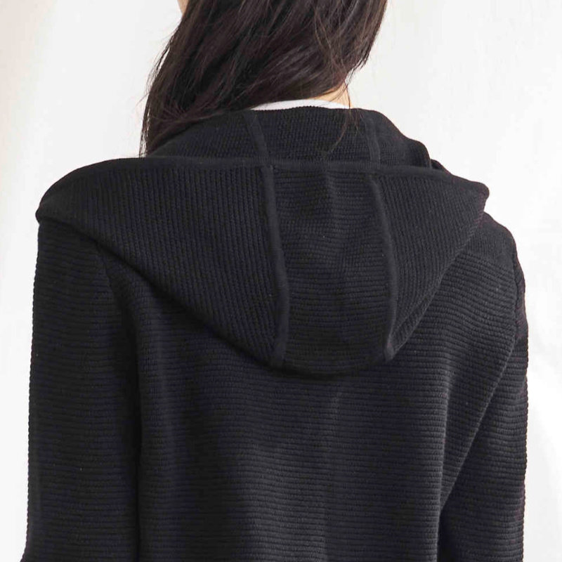 水云间2022新款舒适保暖拼接轻薄 sedate羽绒服