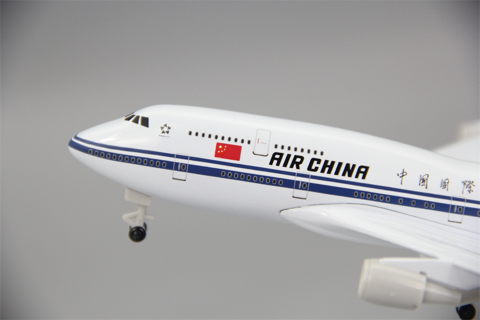 实心合金飞机模型波音B747-400国航客机礼品摆件带轮款可拆卸20cm - 图1